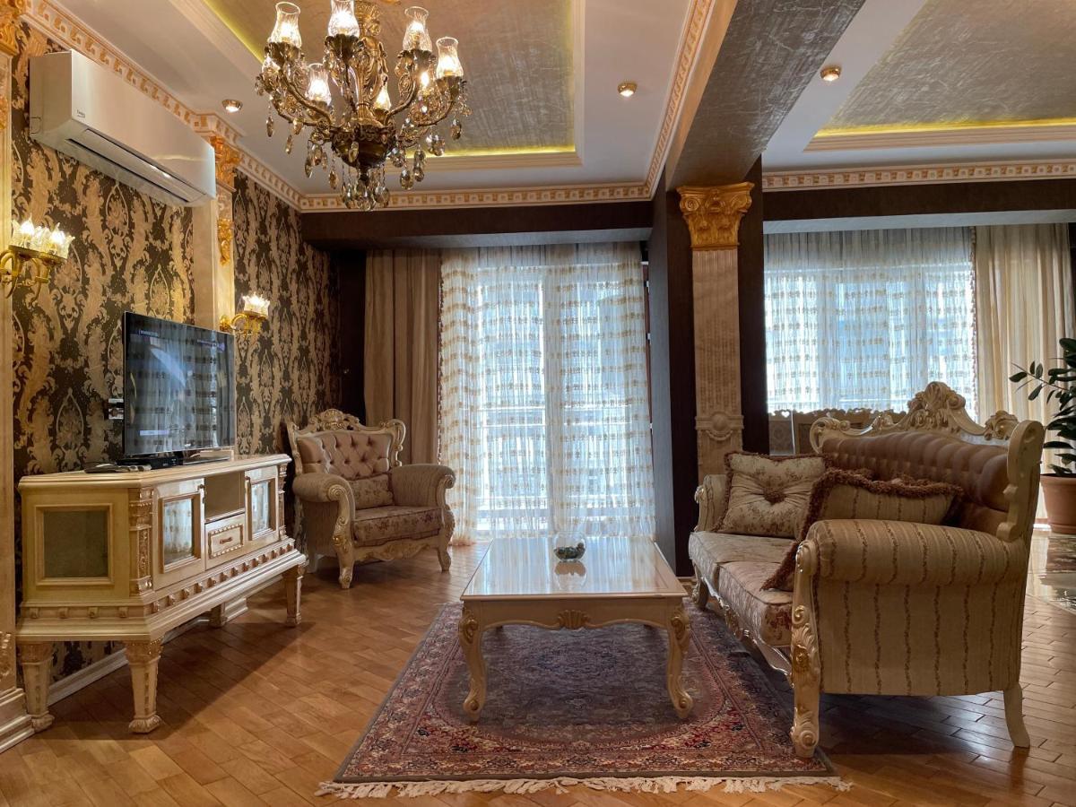 Park Azure Louvre Apartment Baku Exterior foto