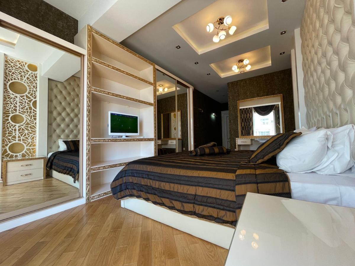 Park Azure Louvre Apartment Baku Exterior foto