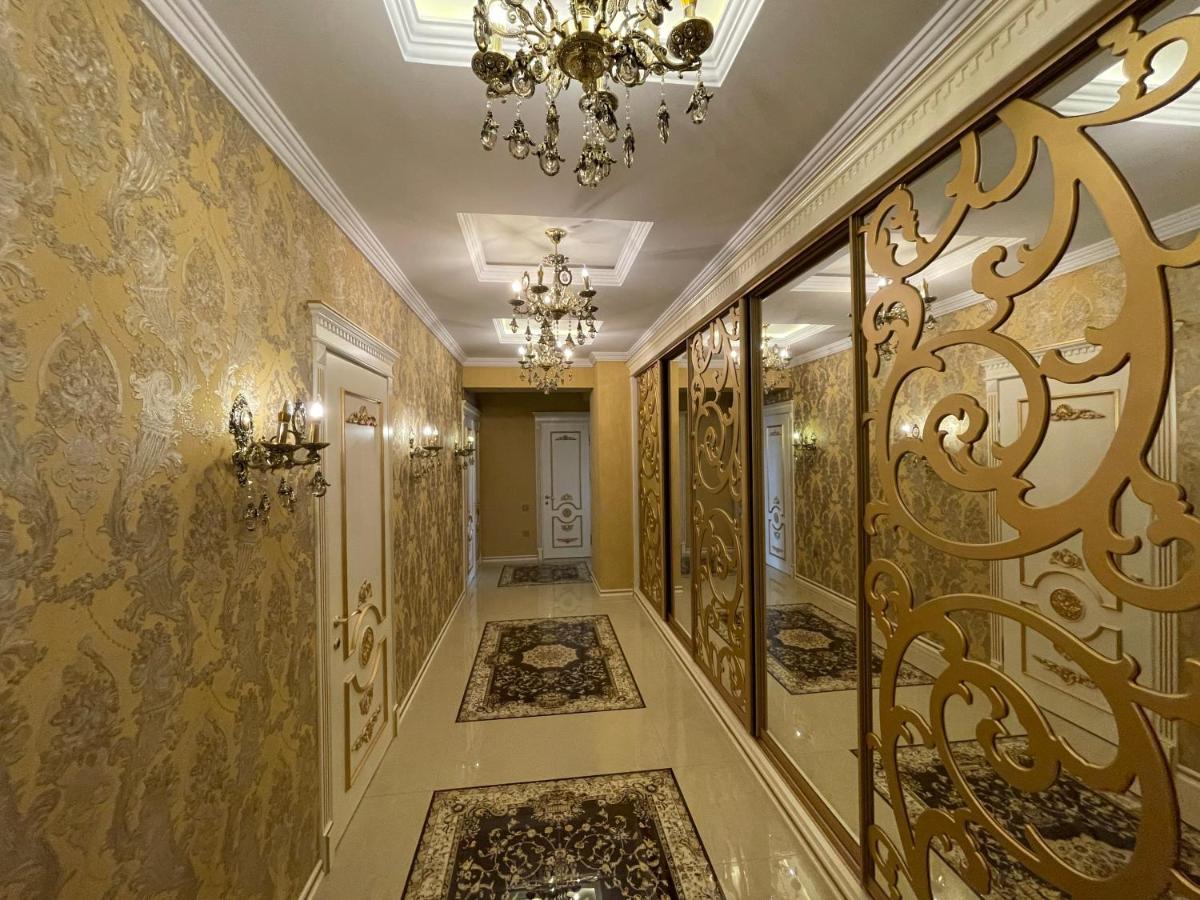 Park Azure Louvre Apartment Baku Exterior foto